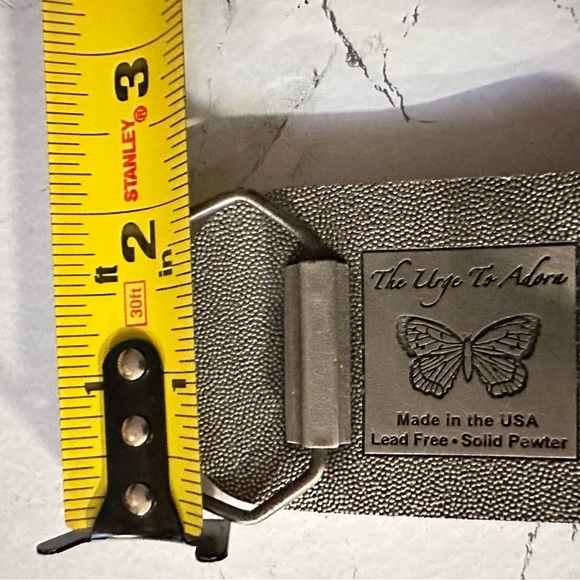 Red Glitter Western cowgirl Belt Buckle Repurposed Rockabilly OOAK Resined 1973 - Picture 8 of 11